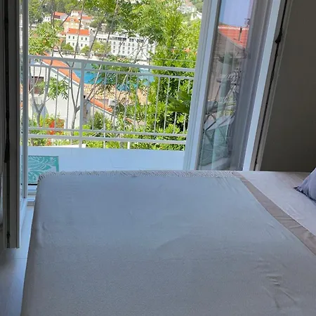 Yukka Comfor Center Hvar With Parking